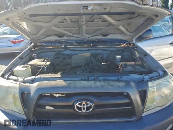 ✅ 2008 Toyota Tacoma • VIN: 5TEPX42NX8Z546407 • Lot: 95499325. Wystawiony na Copart z przebiegiem 125 198 mil. Bezpłatny archiwum sprzedaży aukcyjnych z USA i szczegółowy raport historii pojazdu na DreamBid. Zdjęcie 11.