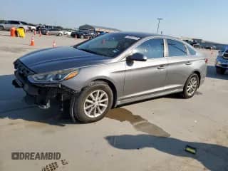 2018 Hyundai Sonata SE z VIN 5NPE24AF9JH664263, wystawiony jako Copart lot #80551435 z przebiegiem 184 234 mil mil oraz Szkoda całkowita • Salvage title. Historia ofert i sprzedaży dostępna na DreamBid. Obrazek 1.
