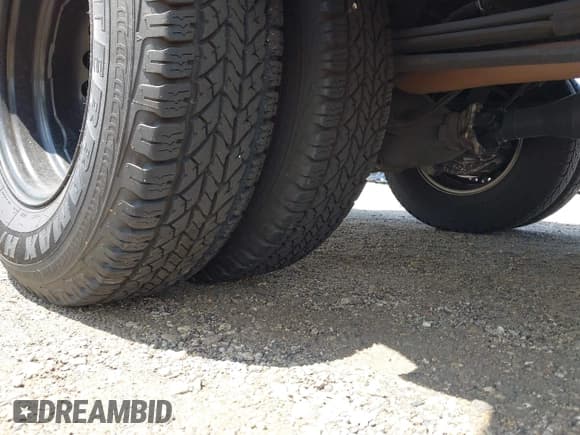 ✅ 2019 Freightliner Sprinter • VIN: WDRPF0CD0KT003350 • Лот: 42686483. Опубликован ранее на IAAI с пробегом 128 326 миль. Бесплатный доступ к архиву аукционных продаж из США и подробный отчёт об истории автомобиля на DreamBid. Изображение 20.