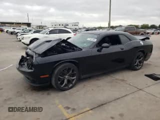 ✅ 2019 Dodge Challenger SXT • VIN: 2C3CDZAG5KH712900 • Lot: 71421304. Wystawiony na Copart z przebiegiem 67 407 mil. Bezpłatny archiwum sprzedaży aukcyjnych z USA i szczegółowy raport historii pojazdu na DreamBid. Zdjęcie 1.
