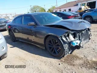 ✅ 2019 Dodge Charger Scat Pack • VIN: 2C3CDXGJ1KH506108 • Lot: 43365396. Wystawiony na IAAI z przebiegiem 97 904 mil. Bezpłatny archiwum sprzedaży aukcyjnych z USA i szczegółowy raport historii pojazdu na DreamBid. Zdjęcie 1.