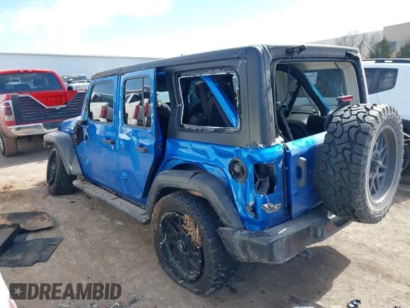 ✅ 2023 Jeep Wrangler Sport S • VIN: 1C4HJXDN6PW592915 • Lot: 41662077. Wystawiony na IAAI z przebiegiem 43 129 mil. Bezpłatny archiwum sprzedaży aukcyjnych z USA i szczegółowy raport historii pojazdu na DreamBid. Zdjęcie 15.
