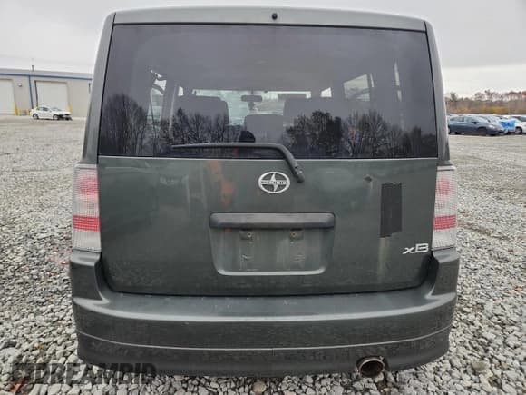 ✅ 2005 Scion xB • VIN: JTLKT324754004620 • Lot: 92168245. Wystawiony na Copart z przebiegiem 167 091 mil. Bezpłatny archiwum sprzedaży aukcyjnych z USA i szczegółowy raport historii pojazdu na DreamBid. Zdjęcie 6.