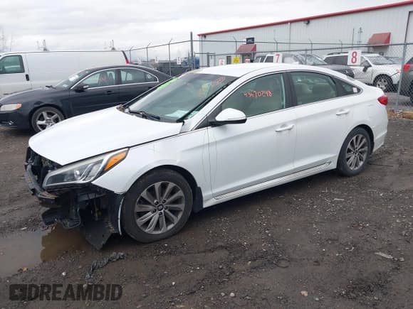 ✅ 2015 Hyundai Sonata Sport • VIN: 5NPE34AF1FH136995 • Lot: 43670248. Wystawiony na IAAI z przebiegiem 112 374 mil. Bezpłatny archiwum sprzedaży aukcyjnych z USA i szczegółowy raport historii pojazdu na DreamBid. Zdjęcie 17.