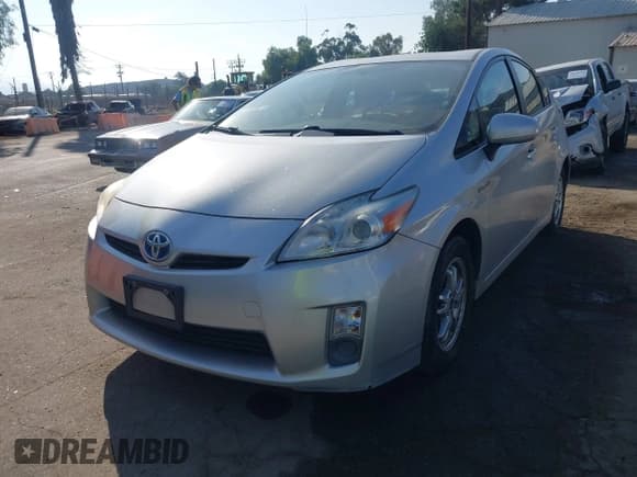 ✅ 2010 Toyota Prius II • VIN: JTDKN3DU9A0133513 • Лот: 43635253. Опубликован ранее на IAAI с пробегом 156 105 миль. Бесплатный доступ к архиву аукционных продаж из США и подробный отчёт об истории автомобиля на DreamBid. Изображение 2.