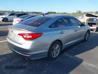 ✅ 2015 Hyundai Sonata SE • VIN: 5NPE24AF3FH132305 • Лот: 43336839. Опубликован ранее на IAAI с пробегом 114 706 миль. Бесплатный доступ к архиву аукционных продаж из США и подробный отчёт об истории автомобиля на DreamBid. Изображение 4.
