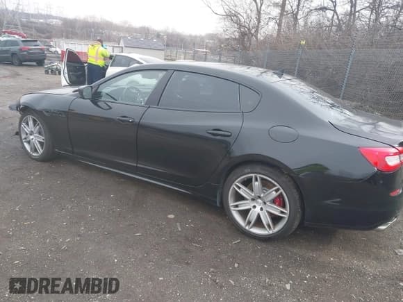 ✅ 2015 Maserati Quattroporte S Q4 • VIN: ZAM56RRA6F1143442 • Лот: 41497666. Опубликован ранее на IAAI с пробегом 67 549 миль. Бесплатный доступ к архиву аукционных продаж из США и подробный отчёт об истории автомобиля на DreamBid. Изображение 3.