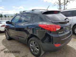 2015 Hyundai Tucson SE z VIN KM8JU3AG1FU103978, wystawiony jako Copart lot #51158383 z przebiegiem 122 084 mil mil oraz . Historia ofert i sprzedaży dostępna na DreamBid. Obrazek 2.