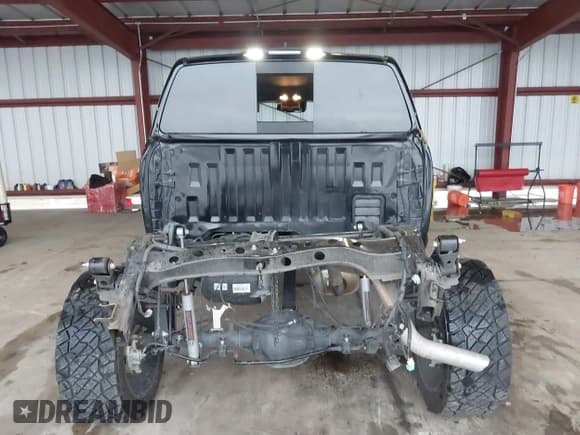 ✅ 2024 Nissan Titan SV • VIN: 1N6AA1EF5RN104565 • Лот: 41173176. Опубликован ранее на IAAI с пробегом 30 784 миль. Бесплатный доступ к архиву аукционных продаж из США и подробный отчёт об истории автомобиля на DreamBid. Изображение 17.