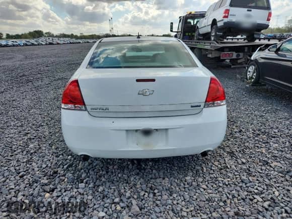 ✅ 2013 Chevrolet Impala LS • VIN: 2G1WA5E32D1180589 • Лот: 85574845. Опубликован ранее на Copart с пробегом Не указан. Бесплатный доступ к архиву аукционных продаж из США и подробный отчёт об истории автомобиля на DreamBid. Изображение 6.