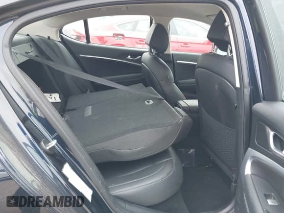 ✅ 2023 Genesis G70 2.0T • VIN: KMTG34TA3PU129307 • Lot: 41636981. Listed on IAAI with 37,593 mi. Free auction sales archive from the USA and detailed vehicle history report at DreamBid. Image 8.