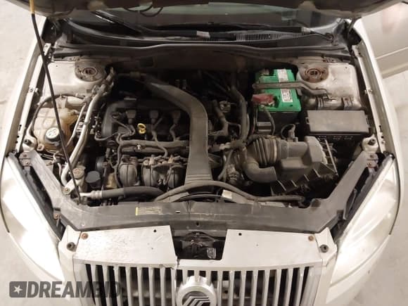 ✅ 2008 Mercury Milan Premier • VIN: 3MEHM08ZX8R659644 • Lot: 43672975. Wystawiony na IAAI z przebiegiem 247 953 mil. Bezpłatny archiwum sprzedaży aukcyjnych z USA i szczegółowy raport historii pojazdu na DreamBid. Zdjęcie 10.