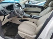 ✅ 2016 Lincoln MKX Reserve • VIN: 2LMTJ6LRXGBL57976 • Lot: 81083135. Listed on Copart with 54,343 mi. Free auction sales archive from the USA and detailed vehicle history report at DreamBid. Image 7.