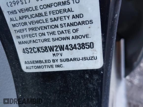 ✅ 1998 Isuzu Rodeo S • VIN: 4S2CK58W2W4343850 • Lot: 41415432. Listed on IAAI with 240,590 mi. Free auction sales archive from the USA and detailed vehicle history report at DreamBid. Image 9.