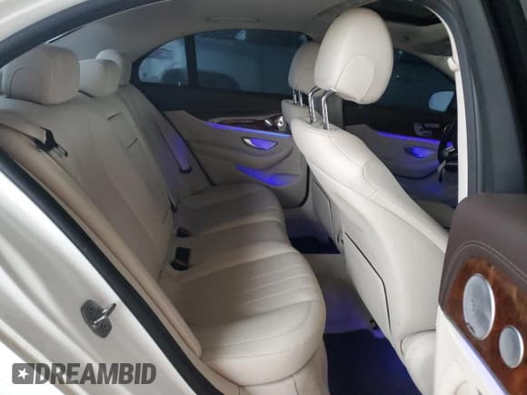 ✅ 2017 Mercedes-Benz E 300 Luxury • VIN: WDDZF4JB5HA141963 • Lot: 50899405. Listed on Copart with 183,415 mi. Free auction sales archive from the USA and detailed vehicle history report at DreamBid. Image 10.