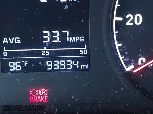 ✅ 2018 Hyundai Accent SE • VIN: 3KPC24A3XJE035063 • Лот: 41885323. Опубликован ранее на IAAI с пробегом 93 934 миль. Бесплатный доступ к архиву аукционных продаж из США и подробный отчёт об истории автомобиля на DreamBid. Изображение 16.