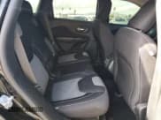 ✅ 2015 Jeep Cherokee Sport • VIN: 1C4PJLAB6FW580387 • Лот: 50241815. Опубликован ранее на Copart с пробегом 99 999 миль. Бесплатный доступ к архиву аукционных продаж из США и подробный отчёт об истории автомобиля на DreamBid. Изображение 11.