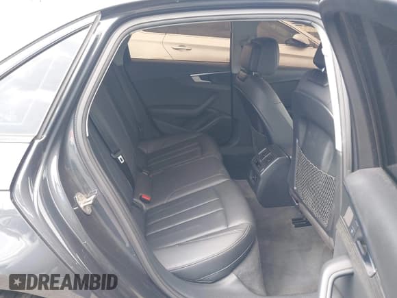 ✅ 2019 Audi A4 Premium • VIN: WAUGMAF41KN018299 • Лот: 42101191. Опубликован ранее на IAAI с пробегом 73 980 миль. Бесплатный доступ к архиву аукционных продаж из США и подробный отчёт об истории автомобиля на DreamBid. Изображение 8.