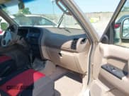 ✅ 2002 Isuzu Trooper S • VIN: JACDJ58X527J09916 • Lot: 42603637. Listed on IAAI with 177,237 mi. Free auction sales archive from the USA and detailed vehicle history report at DreamBid. Image 5.