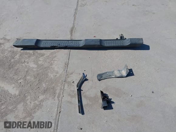 ✅ 2017 Jeep Wrangler Unlimited Sahara • VIN: 1C4BJWEG8HL599349 • Lot: 43383238. Listed on IAAI with 114,754 mi. Free auction sales archive from the USA and detailed vehicle history report at DreamBid. Image 12.