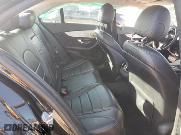 ✅ 2016 Mercedes-Benz C 300 • VIN: 55SWF4KB7GU108639 • Lot: 89933935. Listed on Copart with 104,378 mi. Free auction sales archive from the USA and detailed vehicle history report at DreamBid. Image 10.