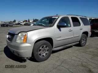 ✅ 2007 GMC Yukon SLE • VIN: 1GKFC13C87R396962 • Lot: 79020564. Listed on Copart with 241,051 mi. Free auction sales archive from the USA and detailed vehicle history report at DreamBid. Image 1.