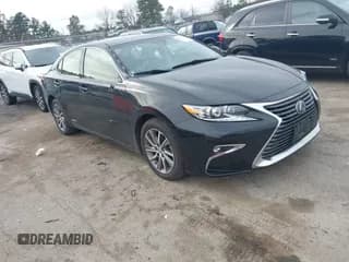 ✅ 2017 Lexus ES 300h • VIN: JTHBW1GG9H2153586 • Лот: 43724183. Опубликован ранее на IAAI с пробегом 62 029 миль. Бесплатный доступ к архиву аукционных продаж из США и подробный отчёт об истории автомобиля на DreamBid. Изображение 1.