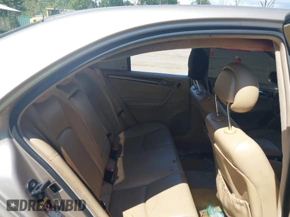 ✅ 2002 Mercedes-Benz C 230/260/280/320 • VIN: WDBRF64J42F195787 • Lot: 43112405. Wystawiony na IAAI z przebiegiem 166 266 mil. Bezpłatny archiwum sprzedaży aukcyjnych z USA i szczegółowy raport historii pojazdu na DreamBid. Zdjęcie 8.