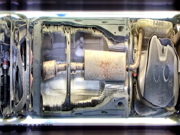 ✅ 2017 Audi A3 Premium • VIN: WAUAUGFF4H1032322 • Лот: 90095585. Опубликован ранее на Copart с пробегом 15 327 миль. Бесплатный доступ к архиву аукционных продаж из США и подробный отчёт об истории автомобиля на DreamBid. Изображение 13.