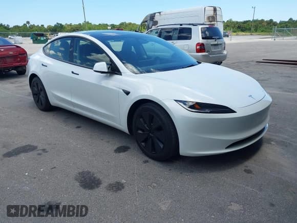 ✅ 2024 Tesla Model 3 • VIN: 5YJ3E1EA7RF721503 • Лот: 42246752. Опубликован ранее на IAAI с пробегом 8 807 миль. Бесплатный доступ к архиву аукционных продаж из США и подробный отчёт об истории автомобиля на DreamBid. Изображение 1.