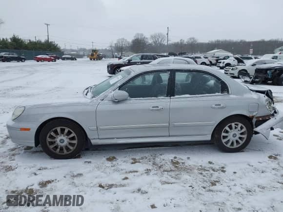 2003 Hyundai Sonata GLS с VIN KMHWF35H23A881920, выставлен на аукционе IAAI как лот 41263341 с пробегом Не указан миль и . История ставок и продаж доступна на DreamBid. Изображение 14.