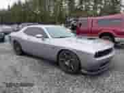 2016 Dodge Challenger R/T Scat Pack z VIN 2C3CDZFJ6GH192444, wystawiony jako IAAI lot #43547691 z przebiegiem 113 524 mil mil oraz . Historia ofert i sprzedaży dostępna na DreamBid. Obrazek 1.