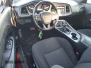 ✅ 2019 Dodge Challenger GT • VIN: 2C3CDZJG1KH620019 • Lot: 90938645. Wystawiony na Copart z przebiegiem 97 135 mil. Bezpłatny archiwum sprzedaży aukcyjnych z USA i szczegółowy raport historii pojazdu na DreamBid. Zdjęcie 8.