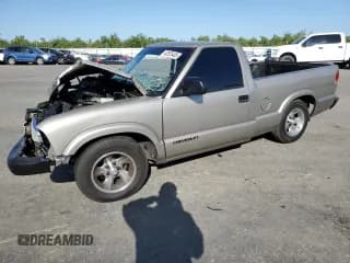 ✅ 2001 Chevrolet S-10 • VIN: 1GCCS14521K162981 • Лот: 62555405. Опубликован ранее на Copart с пробегом 114 560 миль. Бесплатный доступ к архиву аукционных продаж из США и подробный отчёт об истории автомобиля на DreamBid. Изображение 1.