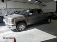 ✅ 2015 Chevrolet Silverado 1500 • VIN: 1GCVKREC9FZ150314 • Лот: 50610355. Опубликован ранее на Copart с пробегом 231 412 миль. Бесплатный доступ к архиву аукционных продаж из США и подробный отчёт об истории автомобиля на DreamBid. Изображение 1.