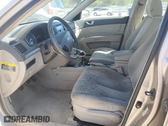 ✅ 2007 Hyundai Sonata GLS • VIN: 5NPET46C07H270297 • Лот: 74612184. Опубликован ранее на Copart с пробегом 232 546 миль. Бесплатный доступ к архиву аукционных продаж из США и подробный отчёт об истории автомобиля на DreamBid. Изображение 7.