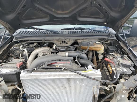 ✅ 2005 Ford F-350 XL • VIN: 1FTWW31P25EB52328 • Лот: 71212155. Опубликован ранее на Copart с пробегом 218 931 миль. Бесплатный доступ к архиву аукционных продаж из США и подробный отчёт об истории автомобиля на DreamBid. Изображение 11.