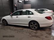 ✅ 2020 Mercedes-Benz E 350 • VIN: WDDZF8EBXLA704080 • Лот: 43419497. Опубликован ранее на IAAI с пробегом 67 852 миль. Бесплатный доступ к архиву аукционных продаж из США и подробный отчёт об истории автомобиля на DreamBid. Изображение 15.