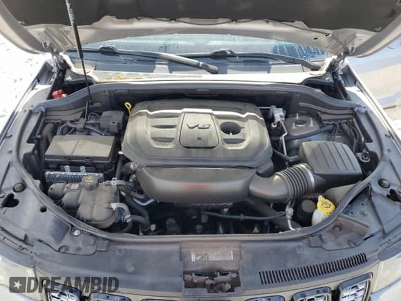 ✅ 2019 Jeep Grand Cherokee Altitude • VIN: 1C4RJFAG6KC802377 • Lot: 82754715. Wystawiony na Copart z przebiegiem 75 974 mil. Bezpłatny archiwum sprzedaży aukcyjnych z USA i szczegółowy raport historii pojazdu na DreamBid. Zdjęcie 12.