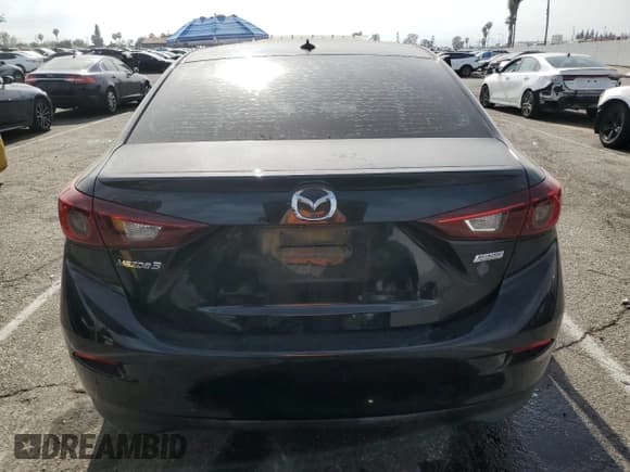 ✅ 2015 Mazda 3 i Grand Touring • VIN: 3MZBM1W78FM161917 • Lot: 51758115. Wystawiony na Copart z przebiegiem 116 644 mil. Bezpłatny archiwum sprzedaży aukcyjnych z USA i szczegółowy raport historii pojazdu na DreamBid. Zdjęcie 6.