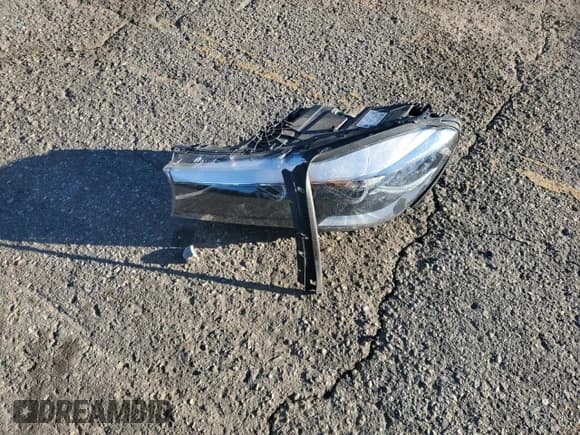 ✅ 2019 BMW 7 Series 740i xDrive • VIN: WBA7E4C53KGV71021 • Lot: 92045845. Listed on Copart with 118,607 mi. Free auction sales archive from the USA and detailed vehicle history report at DreamBid. Image 12.