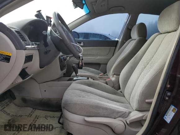 ✅ 2006 Hyundai Sonata GLS • VIN: 5NPEU46F96H121697 • Lot: 85418955. Listed on Copart with 166,631 mi. Free auction sales archive from the USA and detailed vehicle history report at DreamBid. Image 7.