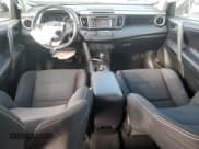 ✅ 2018 Toyota RAV4 XLE • VIN: 2T3RFREV7JW750913 • Лот: 82642695. Опубликован ранее на Copart с пробегом 88 010 миль. Бесплатный доступ к архиву аукционных продаж из США и подробный отчёт об истории автомобиля на DreamBid. Изображение 8.