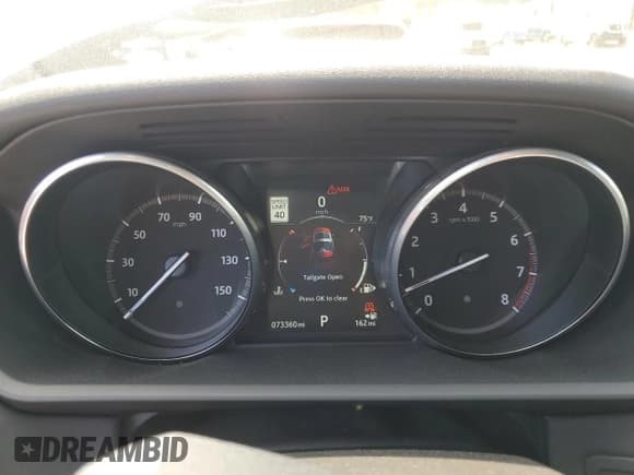 ✅ 2017 Land Rover Discovery HSE • VIN: SALRRBBV3HA036796 • Lot: 81295915. Wystawiony na Copart z przebiegiem 73 360 mil. Bezpłatny archiwum sprzedaży aukcyjnych z USA i szczegółowy raport historii pojazdu na DreamBid. Zdjęcie 9.