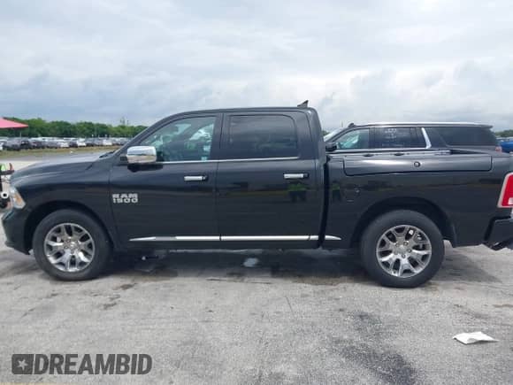 2018 Ram 1500 Longhorn с VIN 1C6RR7PM0JS237339, выставлен на аукционе IAAI как лот 43241610 с пробегом 62 327 миль миль и . История ставок и продаж доступна на DreamBid. Изображение 14.