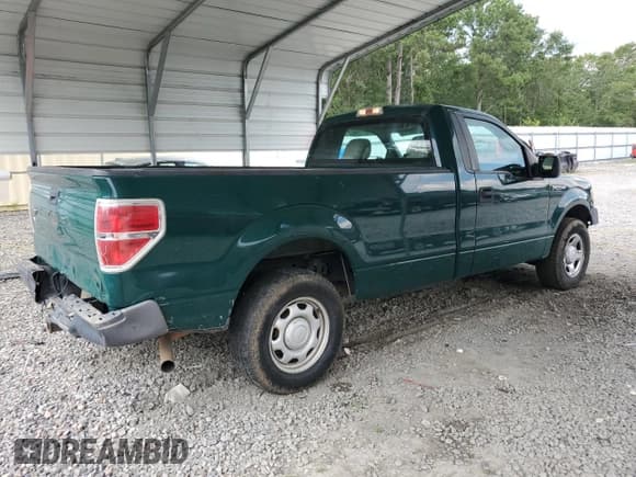 ✅ 2010 Ford F-150 XL • VIN: 1FTMF1C83AKB82273 • Lot: 66844115. Listed on Copart with Not provided. Free auction sales archive from the USA and detailed vehicle history report at DreamBid. Image 3.