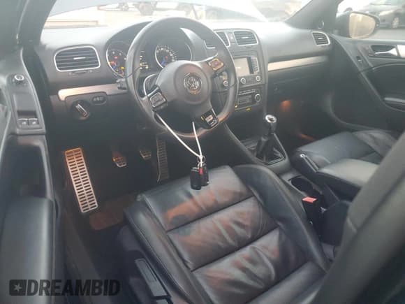 ✅ 2013 Volkswagen Golf R w/Sunroof & Navi • VIN: WVWRF7AJXDW076124 • Lot: 90798845. Wystawiony na Copart z przebiegiem 122 605 mil. Bezpłatny archiwum sprzedaży aukcyjnych z USA i szczegółowy raport historii pojazdu na DreamBid. Zdjęcie 8.