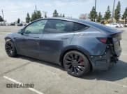 ✅ 2022 Tesla Model Y Performance • VIN: 7SAYGDEF0NF511223 • Lot: 55314095. Wystawiony na Copart z przebiegiem 65 242 mil. Bezpłatny archiwum sprzedaży aukcyjnych z USA i szczegółowy raport historii pojazdu na DreamBid. Zdjęcie 2.