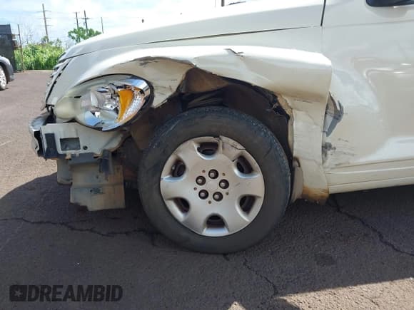 ✅ 2008 Chrysler PT Cruiser • VIN: 3A8FY48B08T151797 • Lot: 43466293. Wystawiony na IAAI z przebiegiem 87 281 mil. Bezpłatny archiwum sprzedaży aukcyjnych z USA i szczegółowy raport historii pojazdu na DreamBid. Zdjęcie 6.