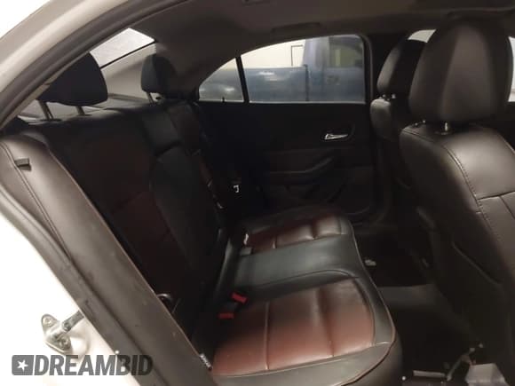 ✅ 2015 Chevrolet Malibu LTZ • VIN: 1G11G5SX1FF128902 • Lot: 43594997. Listed on IAAI with 105,886 mi. Free auction sales archive from the USA and detailed vehicle history report at DreamBid. Image 8.